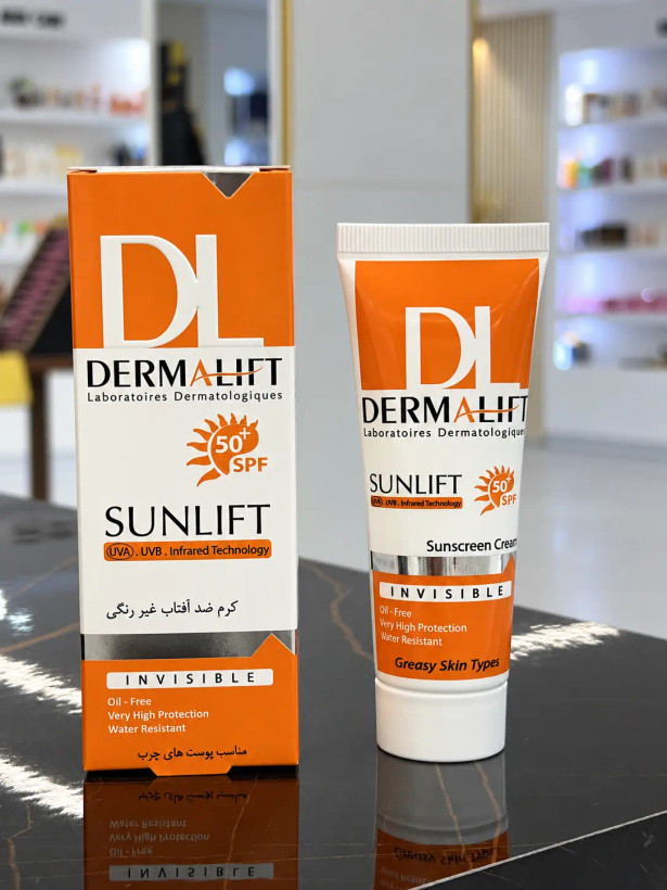 ضد آفتاب درمالیفت مدل SPF 50 مناسب پوست چرب