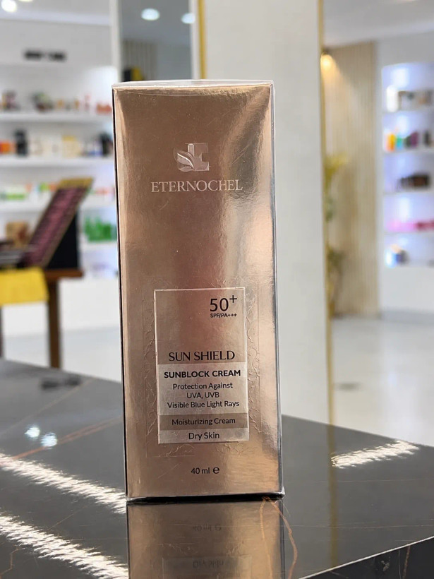 ضد آفتاب اترنوسل مدل SPF50