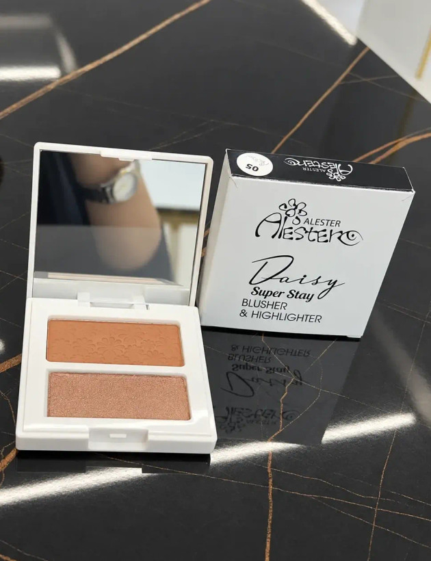 رژگونه و هایلایتر دوکاره آلستر مدل Daisy Super Stay