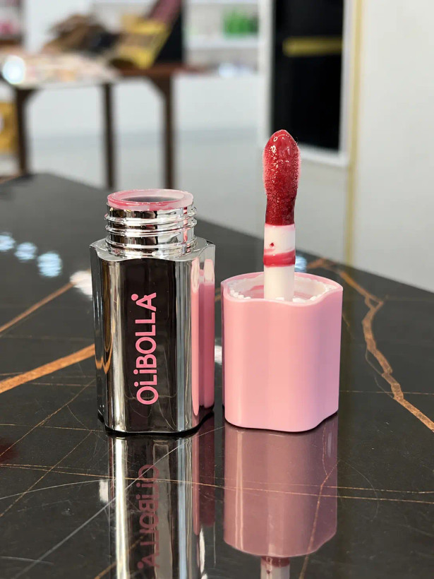 لیپ گلاس اولیبولا OLIBOLLA